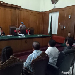 Keterangan 4 Saksi Sudutkan Hendry J Gunawan.