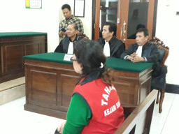 Cinta Ditukar Narkoba, Lany di Tuntut 9 Kurungan.