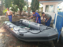 Musim Penghujan, Polairud Siaga Perahu Karet dan Perlengkan SAR Disiapkan.