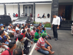 Polrestabes Surabaya Tertibkan 125 Preman Jalanan.