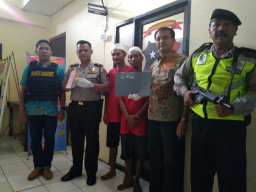 Pesta Sabu, Pengedar dan Pemakai di Putat Jaya Tertangkap.