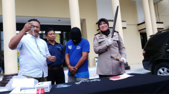 Kolektor Apes, Belum Dapat Hasil Sudah di Tangkap.