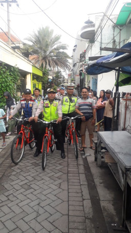 Bersepeda Masuk Kampung, Cara AKP Didik Dekati Warga.