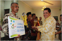 Malam Penganugerahan Lomba Kampung Hebat Sehat Award.
