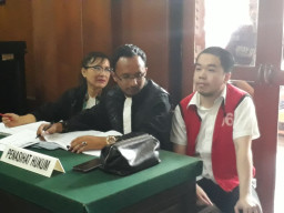Kemplang Uang Jual Beli Motor, Dony di Meja Hijaukan.