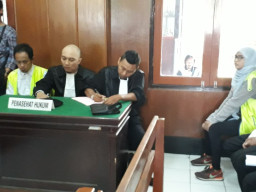 2 Terdakwa Kasus Narkoba, Dituntut Berbeda.