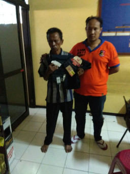 Curi Baju di Pasar, Pria Setengah Baya Dibekuk.