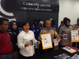 Bongkar Prostitusi Online, 4 Mucikari dan 8 PSK Cilik Diamankan Polrestabes Surabaya.