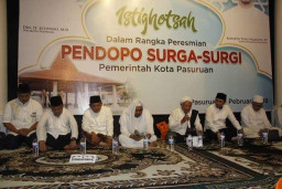 Peresmian Pendopo Surga Surgi, Dengan Istighotsah.