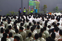 Demi Keselamatan Pelajar, Kasat Lantas Polrestabes Surabaya Gelar SOS
