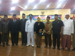 Kades Seletreng Kecamatan Kapongan, Dilantik Bupati Situbondo.