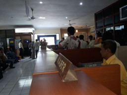 Opsis Samsat Kota Pasuruan Lemot, Sebabkan Pelayanan Lambat.