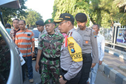 Polres Situbondo Siaga I, Pasca Teror Bom di Surabaya.