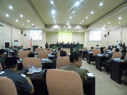 2 Pimpinan Alat Kelengkapan DPRD Bondowosa, di Ganti