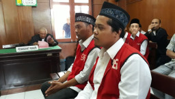 JPU Tuntut 2 Budak Sabu 9 Tahun Penjara.
