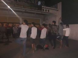 Polresta Pasuruan In Action, Puluhan Joki Liar, Dihukum Angkat 1 Kaki. 