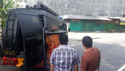 Terminal Pandaan heboh, Ada Koper Biru Dikira Bom.
