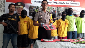 7 Pelaku Spesialis Copet Konser, di Bekuk Polisi.