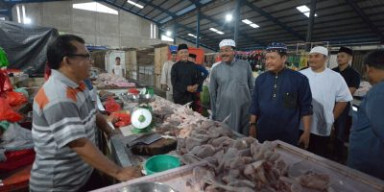 Gubernur Kepri Tinjau Pasar Bincen Tanjungpinang.