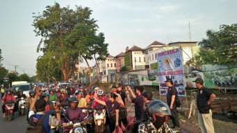 Tak Mau Ketinggalan, Persatuan Jurnalis Indonesia Berbagi Takjil