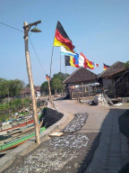 Demam Piala Dunia, di Kampung Pesisir Pasuruan.