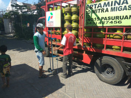 Hiswana Migas: Setiap Agen Disiapkan 3 Sampai 5 Truck LPG, Guna Mengisi Setiap Pangkalan Siaga Lebaran.