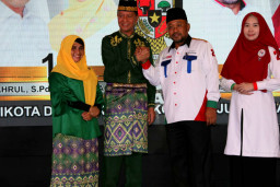 Imam Prasojo: Debat Publik ke 3 Pilwako Tanjungpinang, Kedua Paslon Imbang Penguasaan Materi, Tinggal Komitmennya.