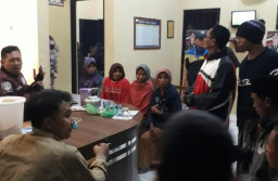 4 Warga Trotosari Laporkan Money Politik Ke Polsek Tlogosari.