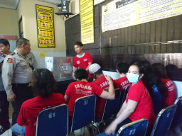 17 Tahanan Polrestabes Surabaya, Gunakan Hak Pilihnya.