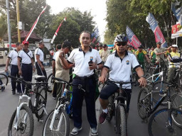 Peringati HUT Bayangkara ke 72, Polresta Pasuruan Gelar Olah Raga Bareng TNI