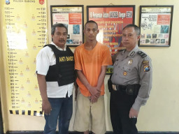 Kepergok Dorong Motor, Maling Apes Ini Bonyok di Massa
