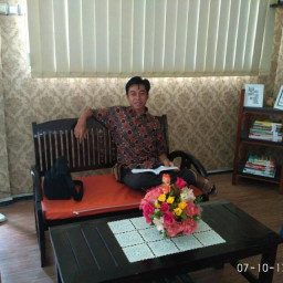Samsat Pasuruan Kota, Diduga Prioritaskan Biro Jasa Dari Pada Wajib Pajak.