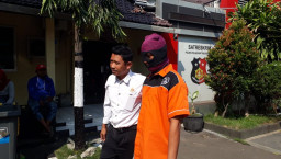 Polres Pelabuhan Tanjung Perak, Bekuk Pelaku Penyelundupan Mobil Leasing.