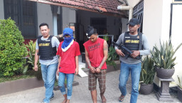 Akhirnya 2 Jambret Arjuno Ditahan Polisi, Sebelumnya Terjatuh Dan Dihajar Massa.