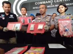 100 Gram Sabu Jaringan Lapas, Diamankan Polsek Wonokromo.