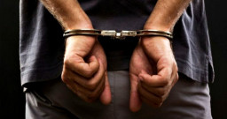Diduga Edarkan Sabu, Oknum Polisi ini di Tangkap.