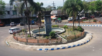 Taman Kota Bondowoso, Terkesan Tak Terurus.