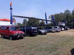 Ratusan Mobil Bekas Ramaikan AJBM Pasuruan.