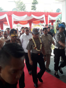 Kapolri Resmikan 4 Gedung Polda Jatim.