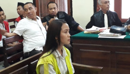 Terbukti Memiliki Sabu, Wanita Cantik Ini di Tuntut 8 Tahun.
