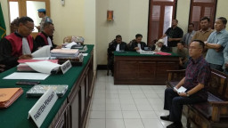 Eksespsi Henry J Gunawan Ditolak, Sidang Berlanjut Agenda Pembuktian.