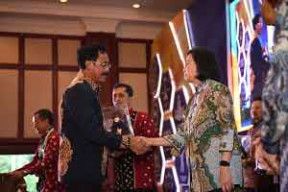 Gubernur Kepri Dapat Penghargaan Dari Menteri Keuangan.