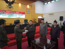 Paripurna DPRD Kota Blitar, Tetapkan Perubahan APBD.