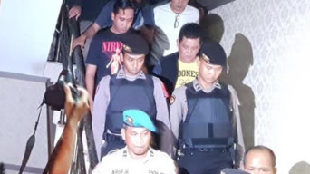 Guna Penyidikan, Walikota Kota Pasuruan Dibawa KPK ke Jakarta.