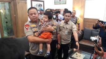 Kapolda Jatim Atensi Kasus Perdagangan Bayi Via Medsos.