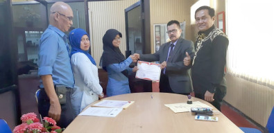 Antisipasi Advokat Abal-Abal, FH Unitomo Gelar Pendidikan Calon Advokat Bersama Perkumpulan Lawyer Dan Legal Konsultan. 