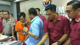 Subdit V Cyber Crime Polda Jatim, Ungkap Kasus Pembobolan Kartu Kridit Via FB.