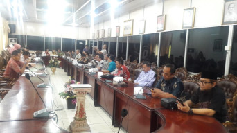 Komisi IV DPRD Bondowoso, Lakukan Study Banding Ke Balikpapan Kaltim.