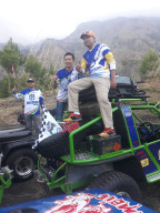 Bupati Pasuruan, Jamu Komando FC di Gumandar Camp Arjuno.