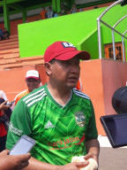 Bupati Pasuruan Terima Penghargaan Pembina Ormas Terbaik.